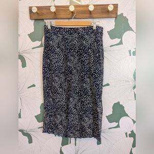 Gap LENZING™ ECOVERO™ Midi Skirt